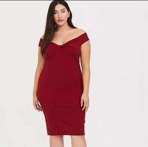 Torrid Dark Red Textured Off Shoulder Bodycon Red Burgandy Dress 00/10
